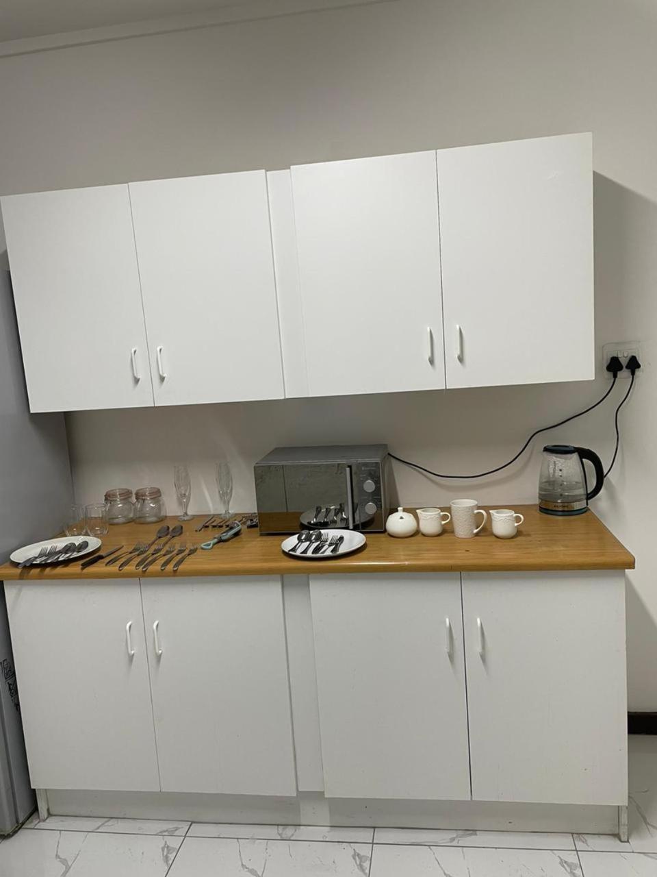 Travelers Standard Appartement Kempton Park Buitenkant foto