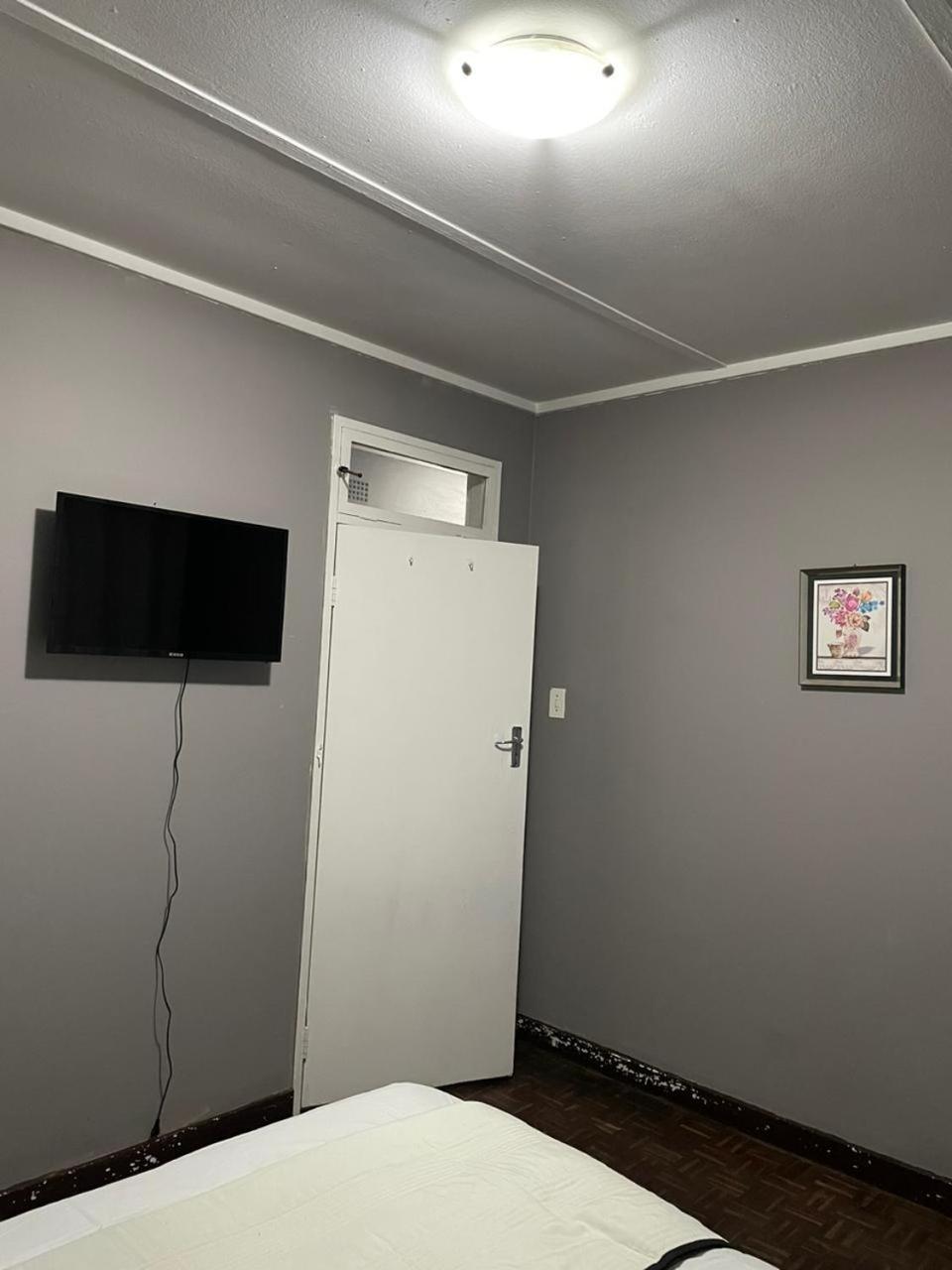 Travelers Standard Appartement Kempton Park Buitenkant foto